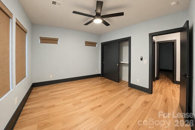 Building Photo - 1241 Pegram St