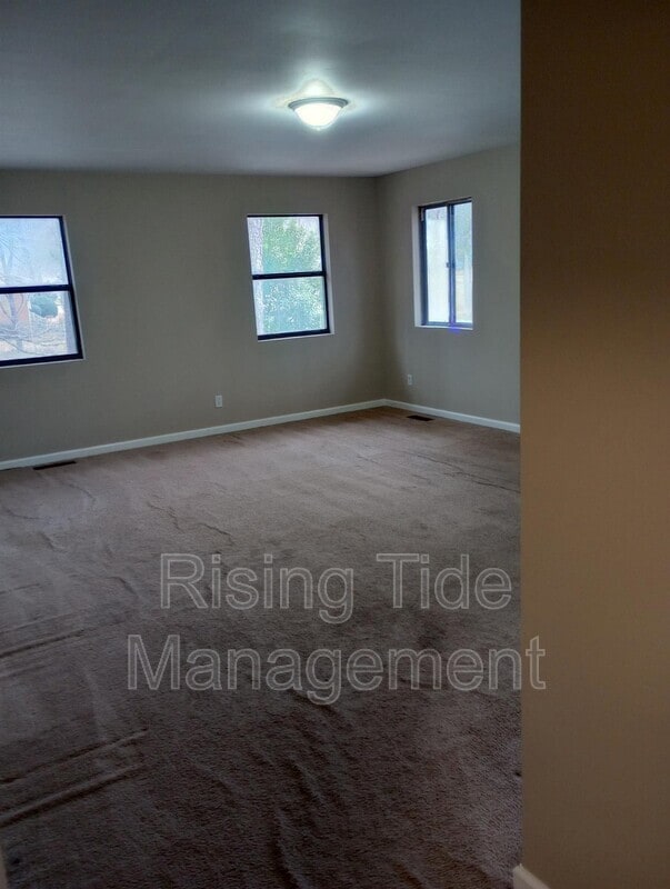 Building Photo - 1628 Brewster Rd