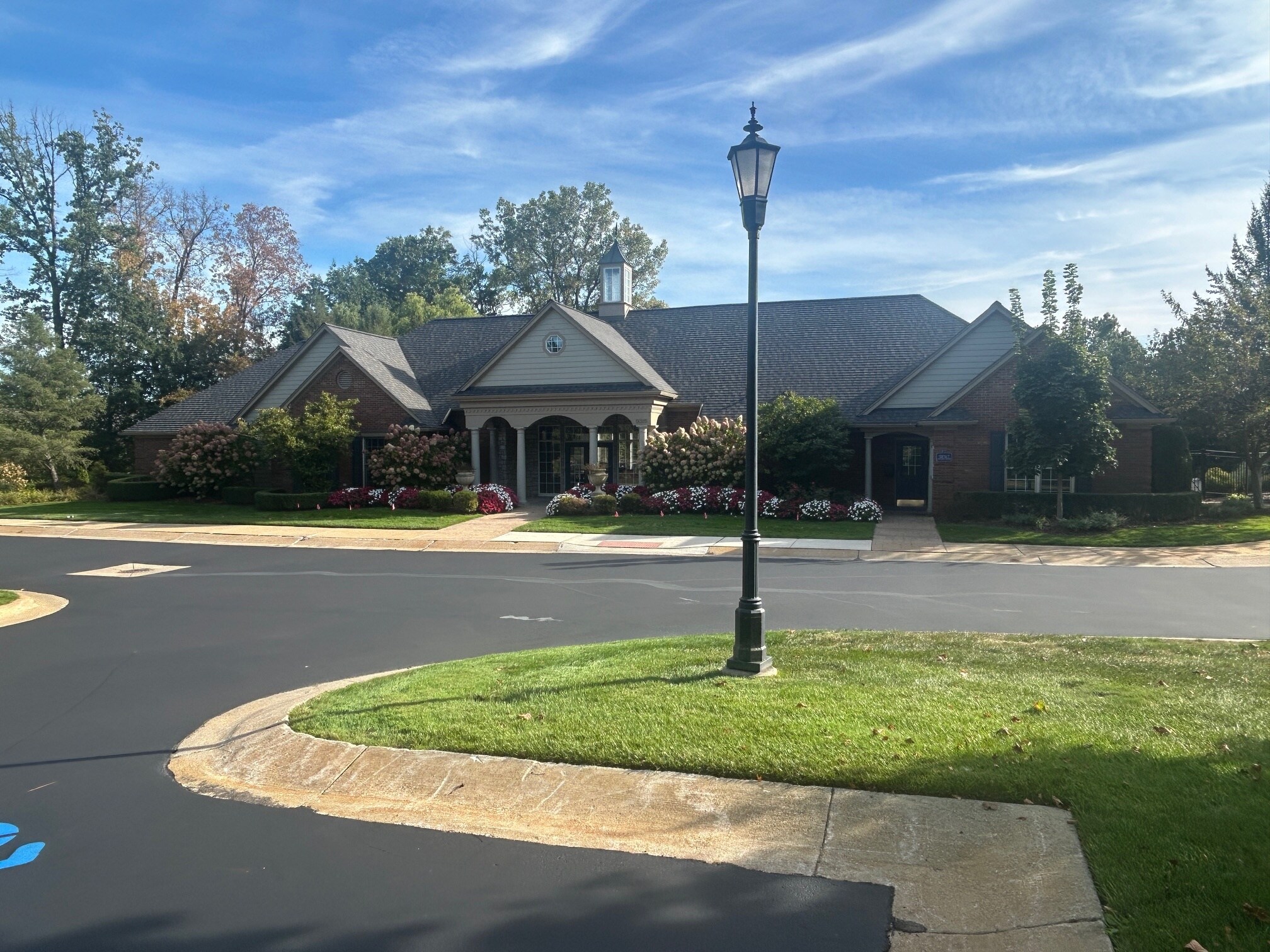 Building Photo - 3608 Oakmonte Blvd