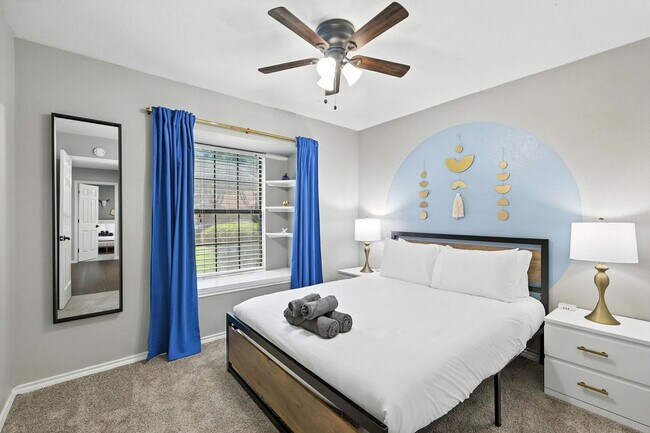 Building Photo - 749 Western Trail