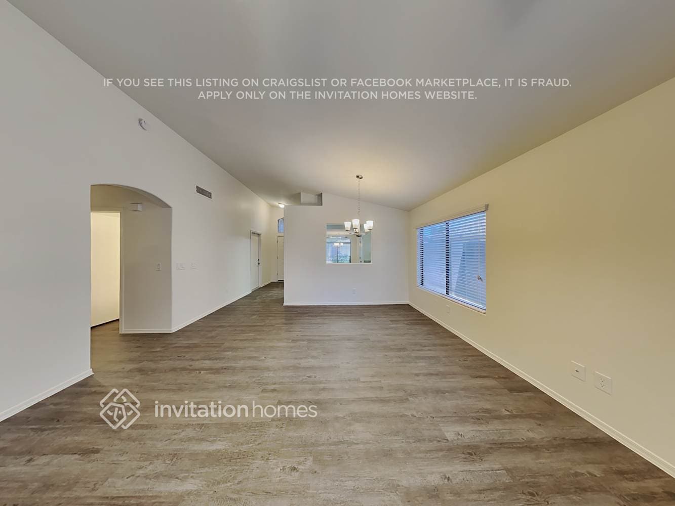 Building Photo - 25826 N 65th Ave