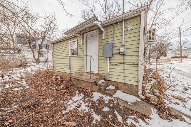 Building Photo - Please View 3D Virtual Walk-Through Before Scheduling a Showing