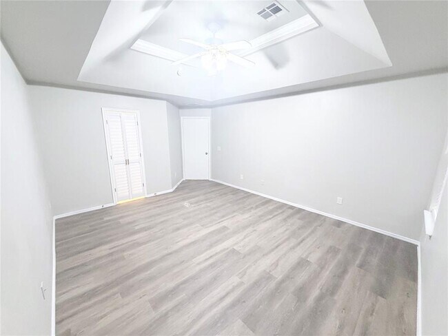 Building Photo - 10616 NW 40th Terrace