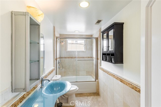 Building Photo - 1906 New York Dr