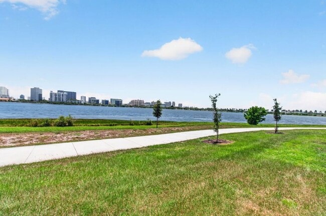 Building Photo - TWO BEDROOM ONE BATHROOM!! MOVE IN READY!! WATERFRONT COMMUNITY!!