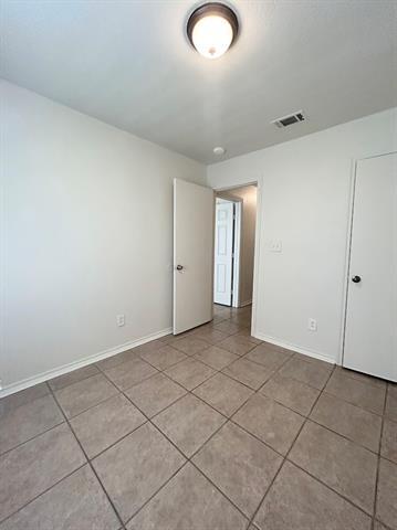 Building Photo - 5018 Nell St