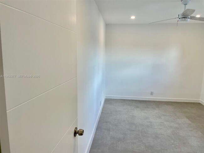 Building Photo - 5701 NW 28th St