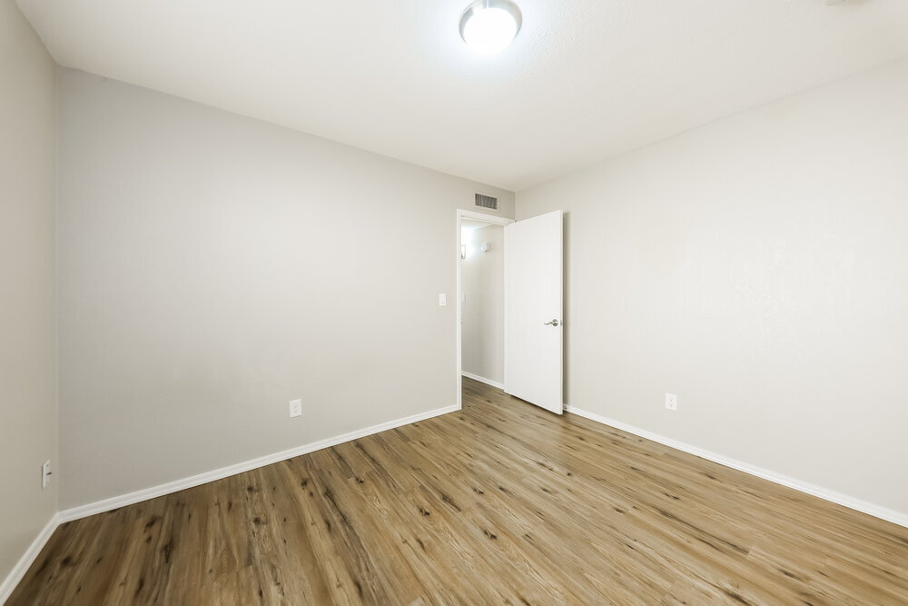 Building Photo - 4124 N 106th Ave