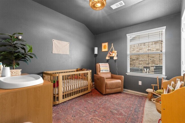 Building Photo - 1913 Kaiser Cove