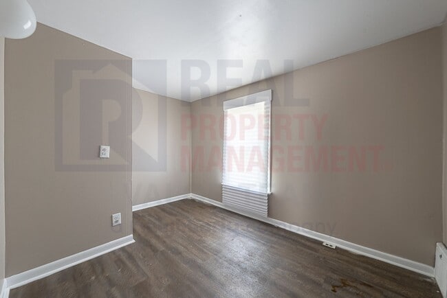 Building Photo - 3643 W 39th St