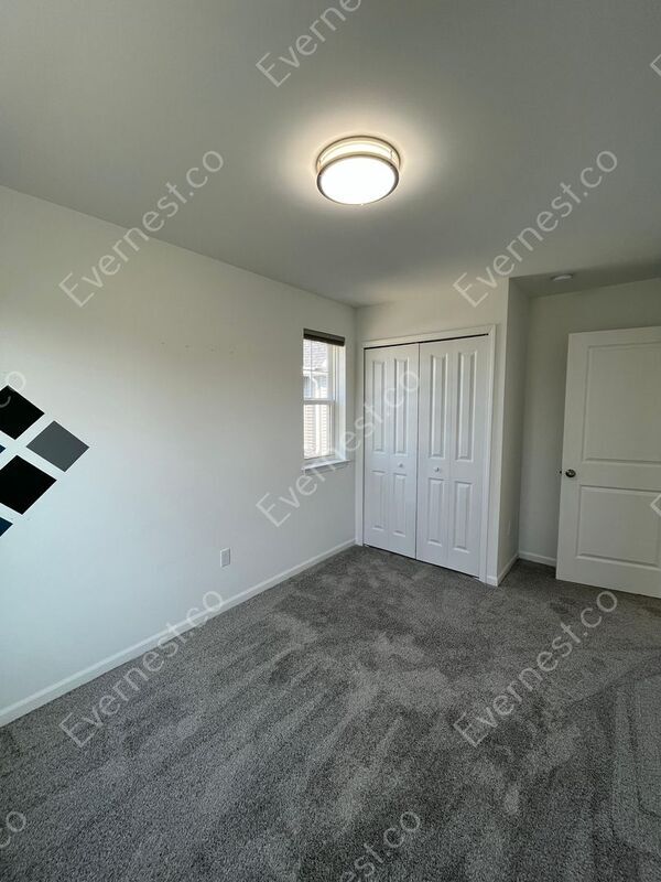 Building Photo - 3977 Trailway Commons Cir