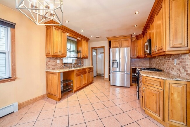 Building Photo - 45 Voight Ave