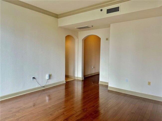 Building Photo - 3445 Stratford Rd NE