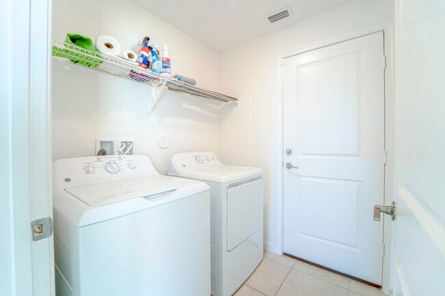 Building Photo - 788 Worlington Ln