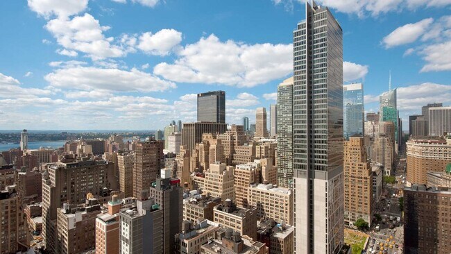 Building Photo - 800 Sixth Avenue