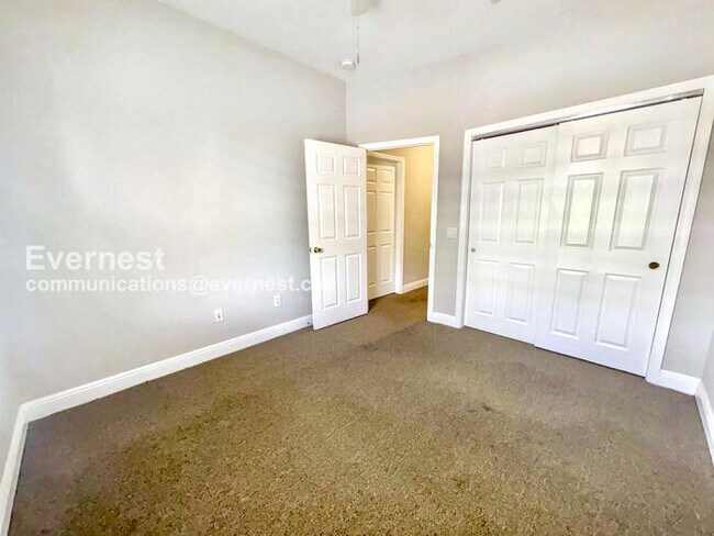 Building Photo - 119 Key Haven Ct