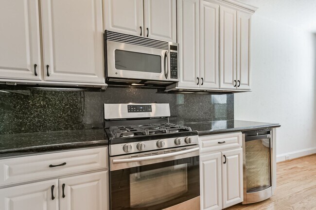 Building Photo - Offered by Precision Realty & Management, LLC!!