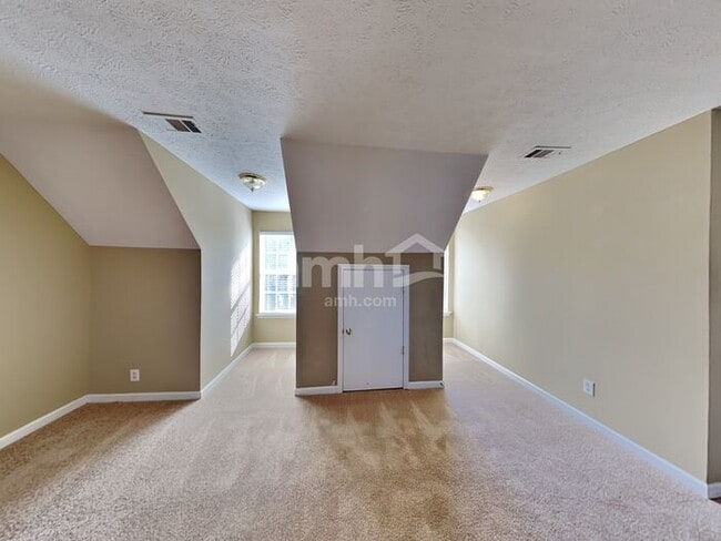 Building Photo - 5224 Ridgefalls Way