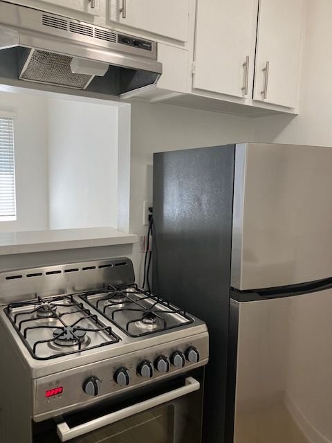 Building Photo - 333 Vernon Ave