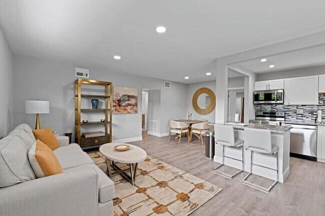 Primary Photo - 2312 Spanish Trail