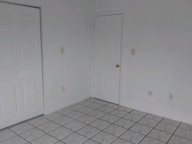 Building Photo - 35 Banneker Ln