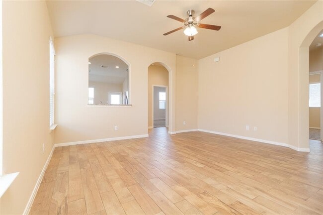 Building Photo - 21527 Cotton Valley Ln