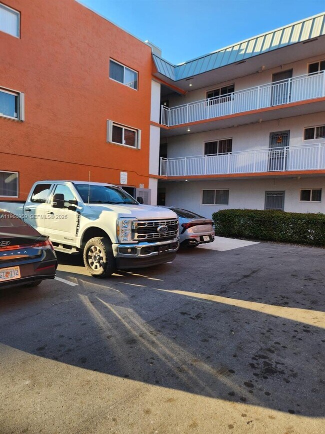 Building Photo - 11301 SW 200th St