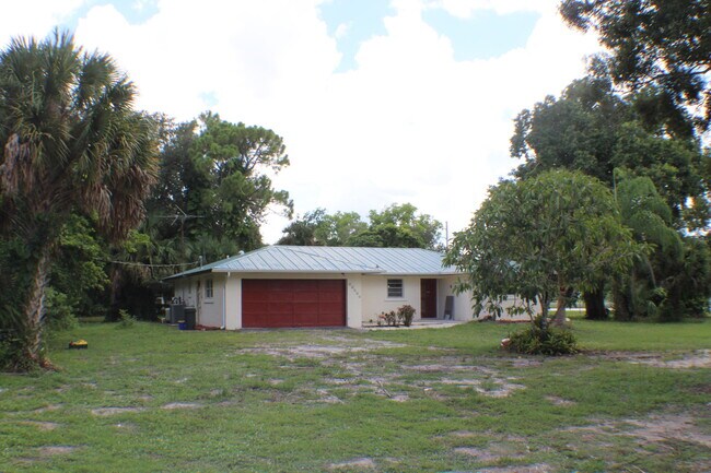 Building Photo - 16790 Glasgow Dr E