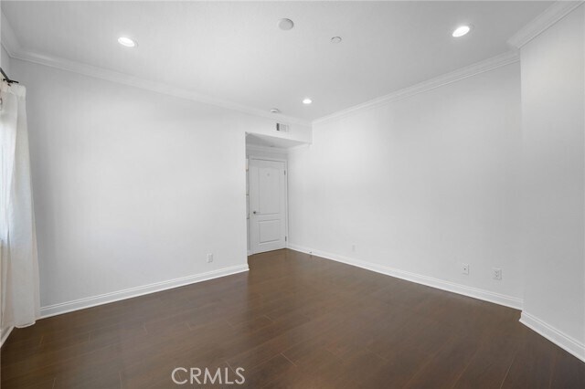 Building Photo - 540 E Angeleno Ave