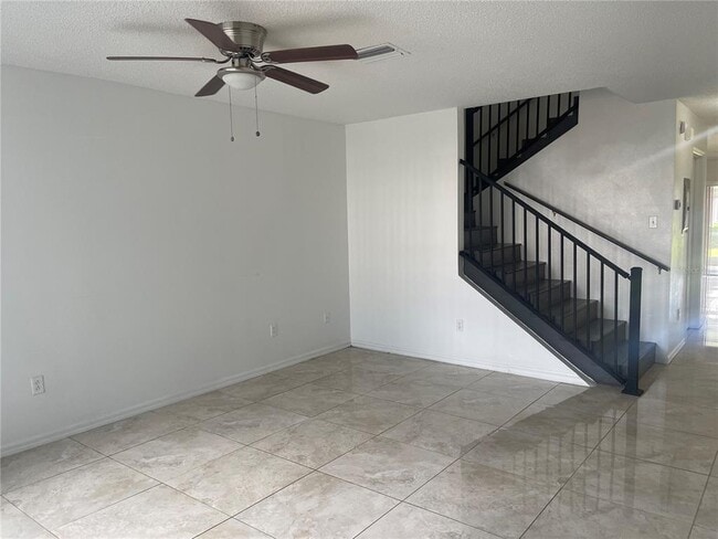 Building Photo - 412 Kensington Lake Cir