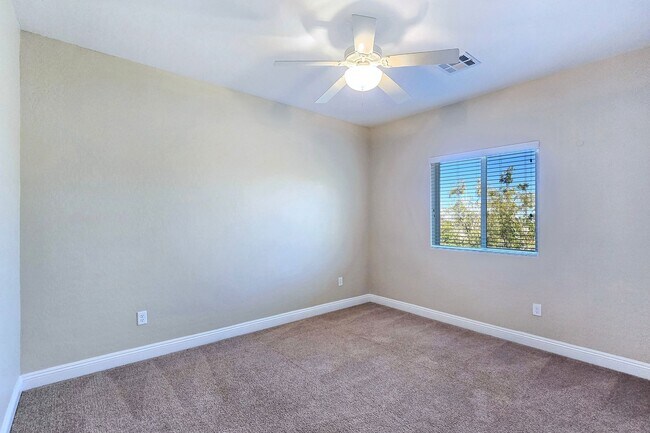 Building Photo - SUMMERLIN SOUTH