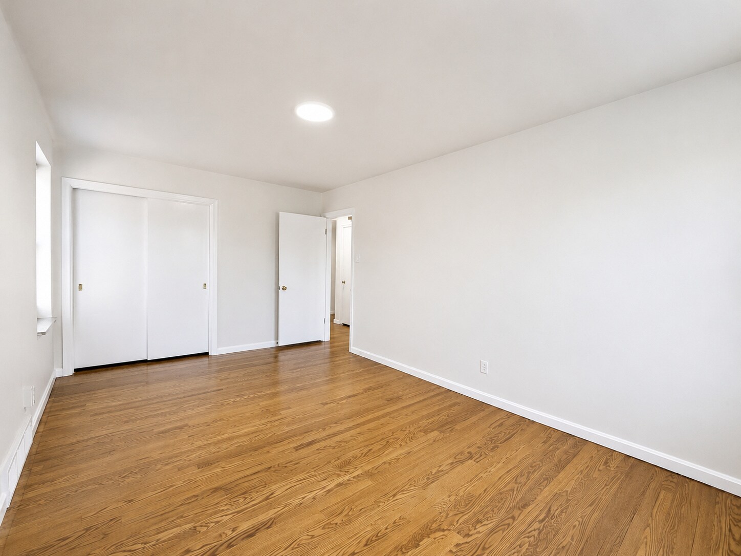 Building Photo - 6930 Jamieson Ave