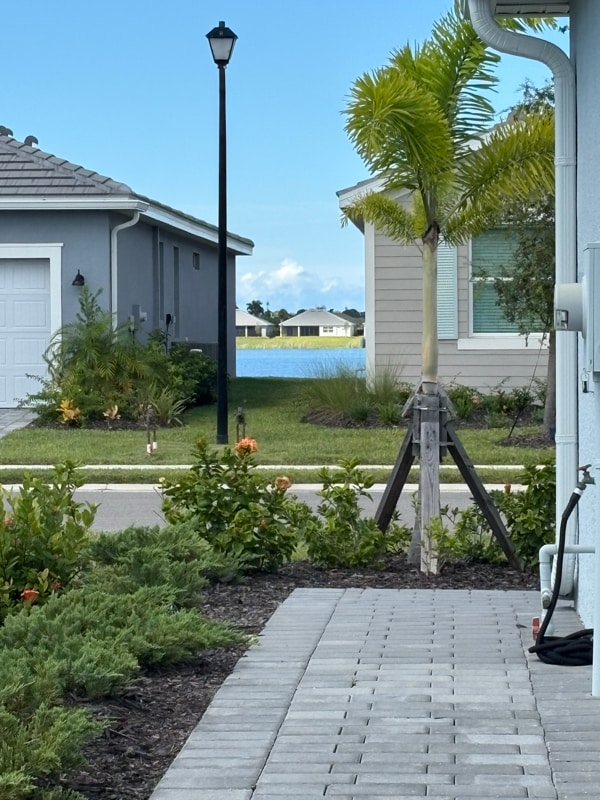Building Photo - 8061 Shr Lk Dr