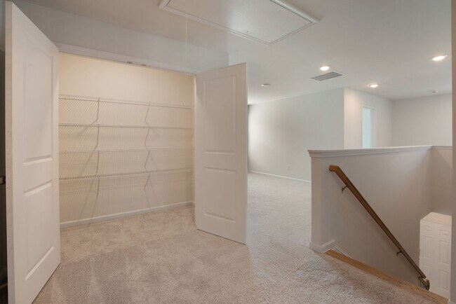 Building Photo - Minutes to Downtown Dawsonville, Rock Creek Park & More—Welcome Home