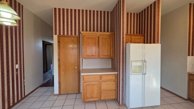 Building Photo - 3 Bed 2 Bath in Oklahoma City!