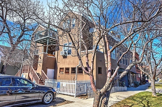 Building Photo - Walk to Pearl Street - Beautiful 1 Bedroom...