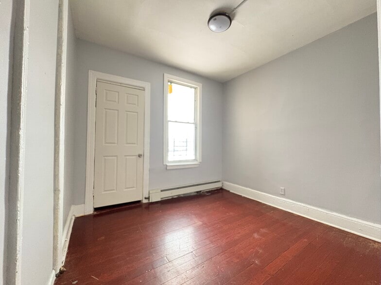 Building Photo - 473 Ocean Ave