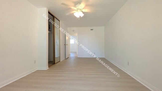 Building Photo - Spacious 3-Bedroom, 2-Bath Home Near the B...