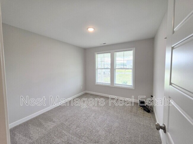 Building Photo - 117 National Dr