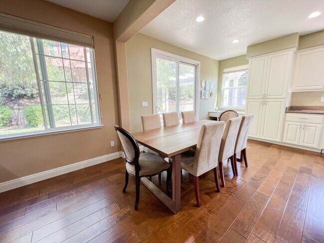 Building Photo - Spacious San Ramon Windemere Home.
