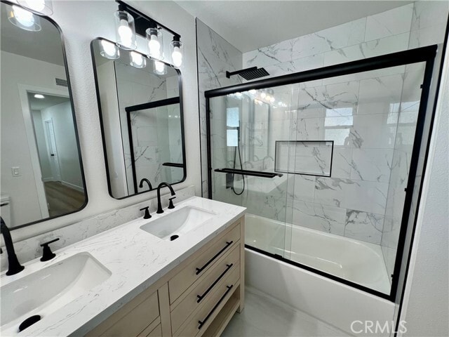 Building Photo - 26459 Via Sacramento