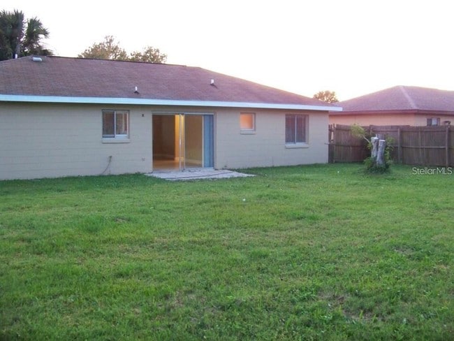 Building Photo - 133 Guadalajara Dr