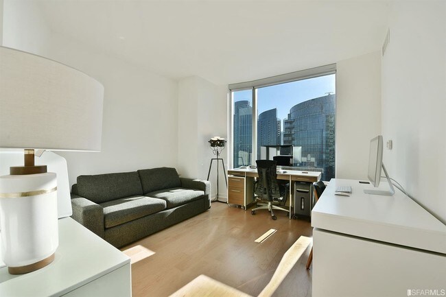 Building Photo - 338 Spear St