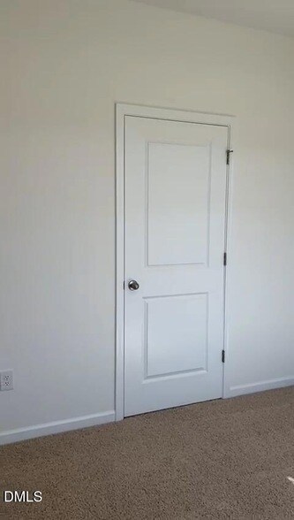 Building Photo - 852 Bullhorn Dr