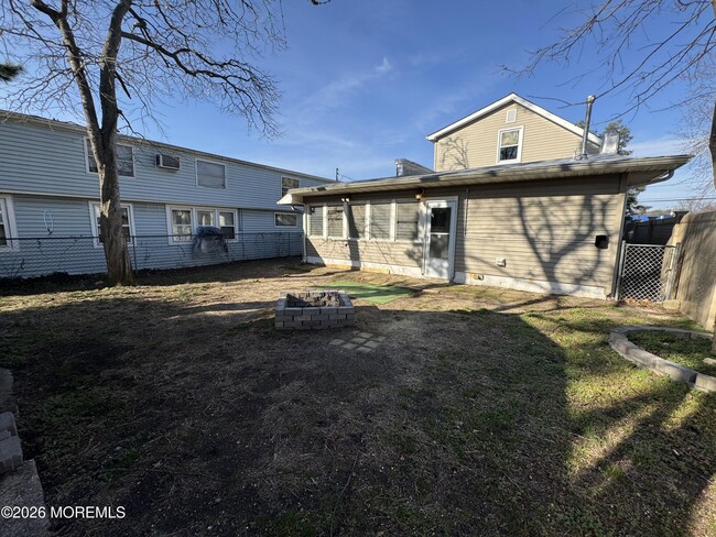 Building Photo - 207 Ocean Gate Ave