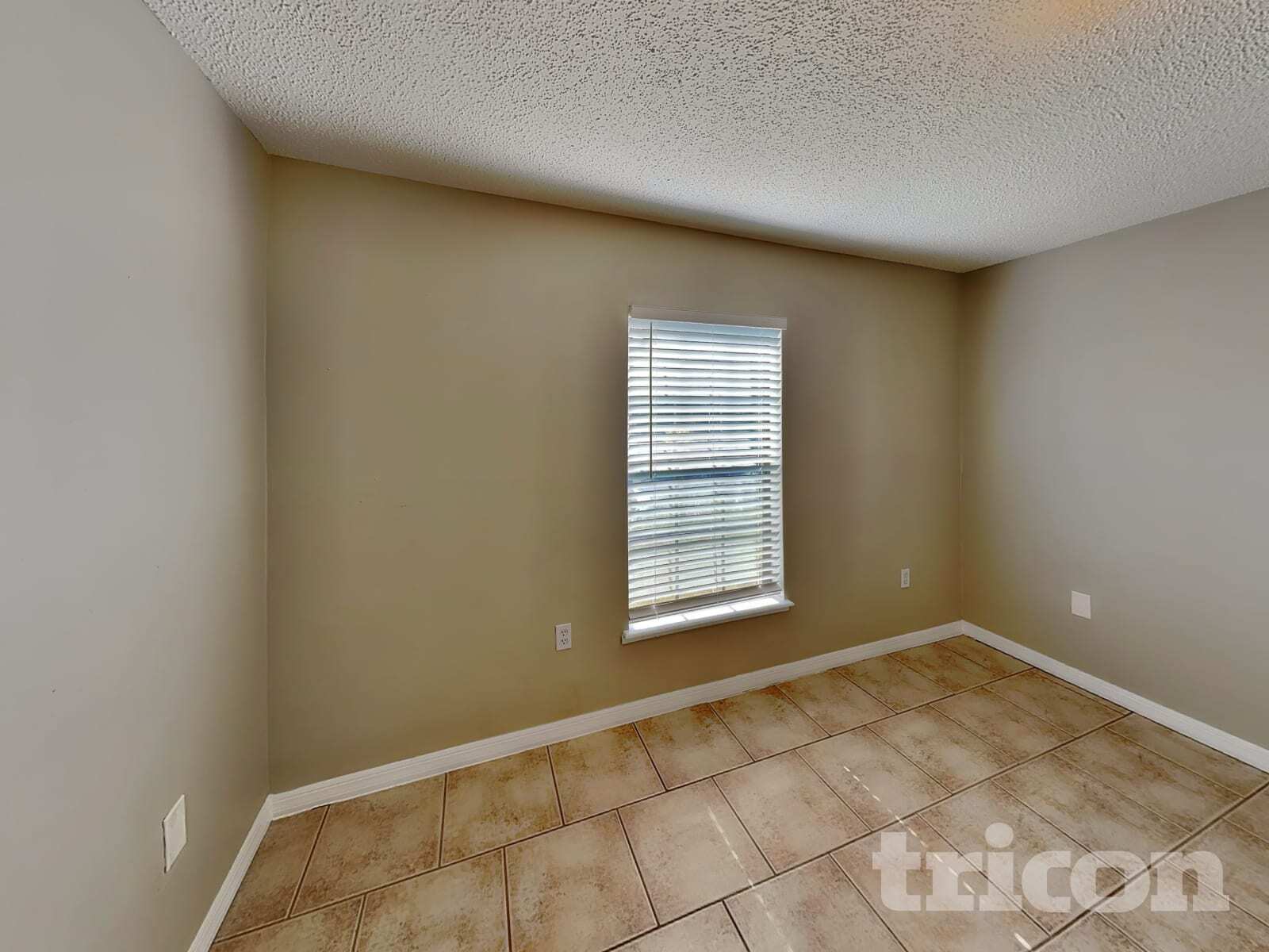 Building Photo - 521 Cloudcroft Dr