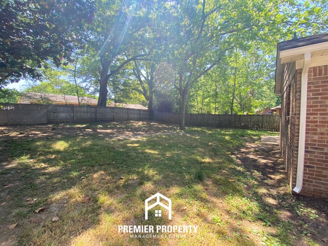 Building Photo - Bright 3BR Home in Raleigh | High Vaulted Ceilings & Large Fenced Backyard