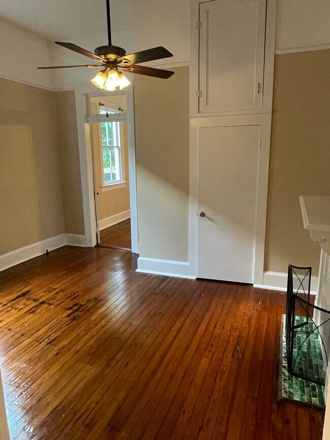 Building Photo - 4412-4412 Canal St