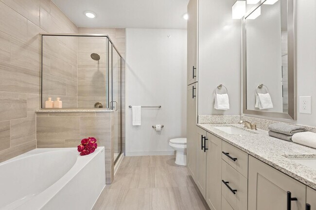 Building Photo - 5820 1/2 Cameron Road-SI FL4-ID1303394P