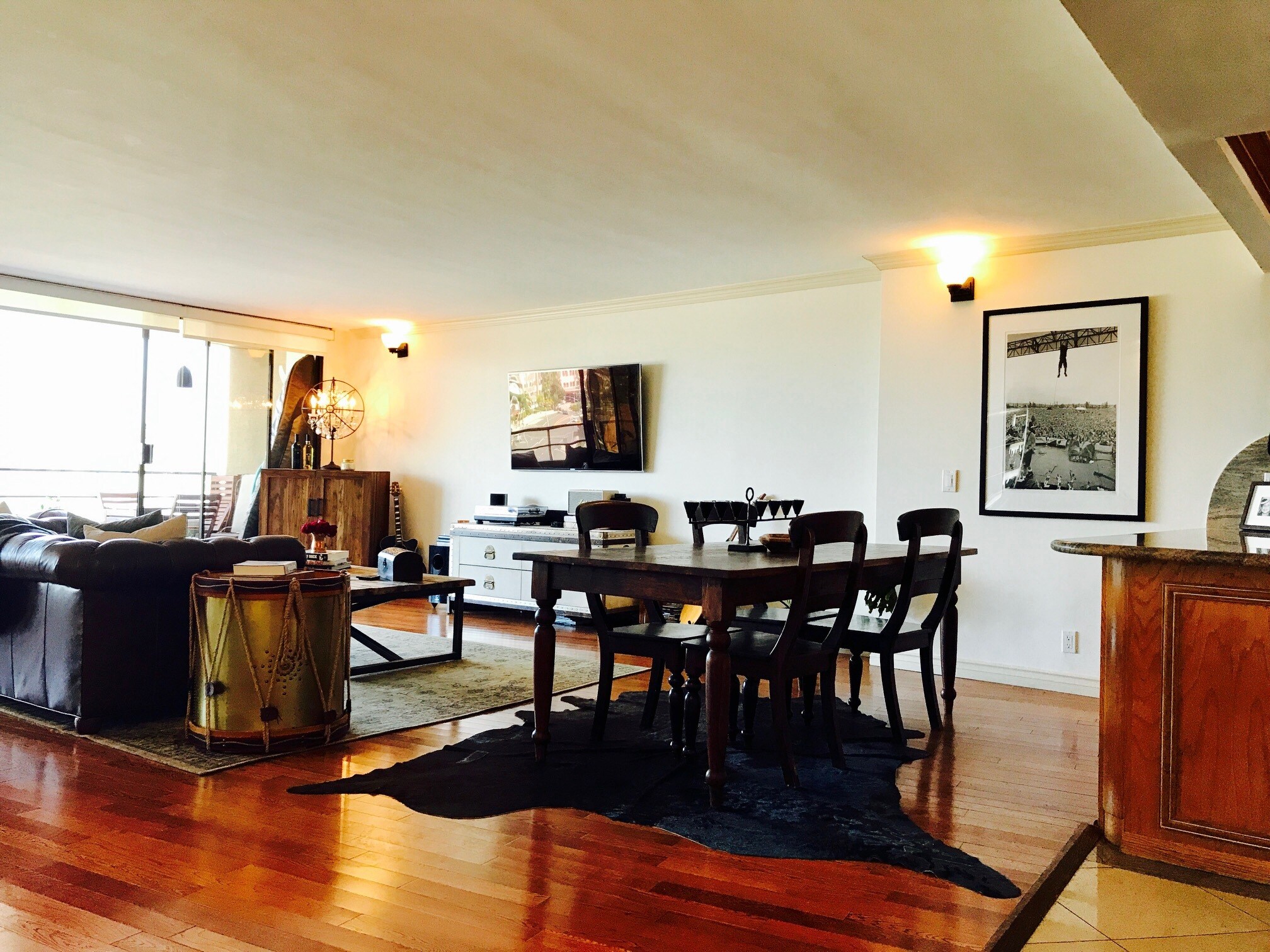 Building Photo - 4265 Marina City Dr